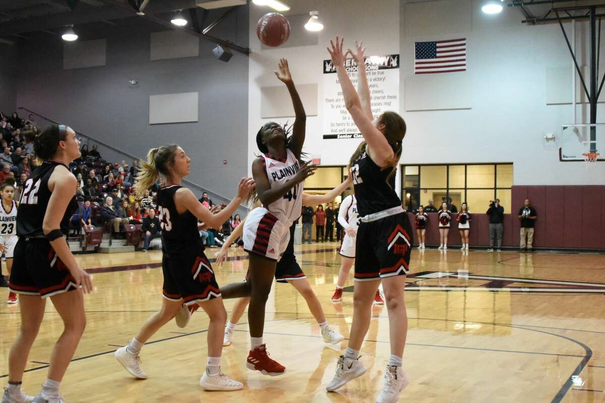 The Lubbock-Cooper Lady Pirates took a 43-30 win over the Plainview Lady Bulldogs during the Class 5A regional quarterfinals on Tuesday in Abernathy.