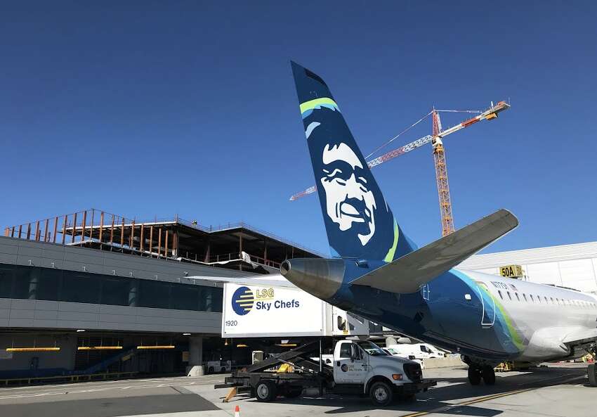 Looking up from the SFO ramp, you can see the steel structure that will house the Alaska Airlines Lounge at SFO-- if it opens this year.