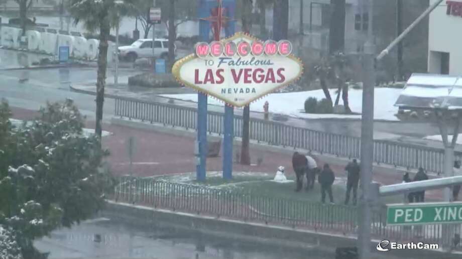Is that a snowman on the Strip? Las Vegas sees first measurable snow in