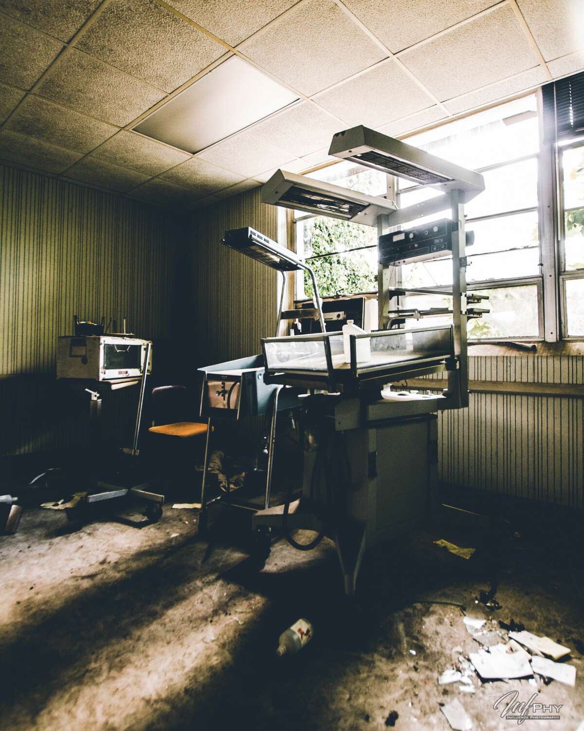 Inside the abandoned places of Houston A skyscraper traphouse, prison