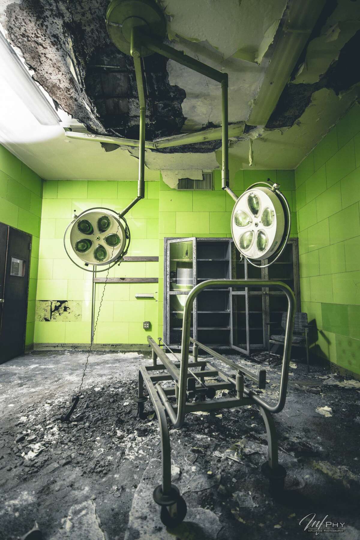 Inside the abandoned places of Houston A skyscraper traphouse, prison