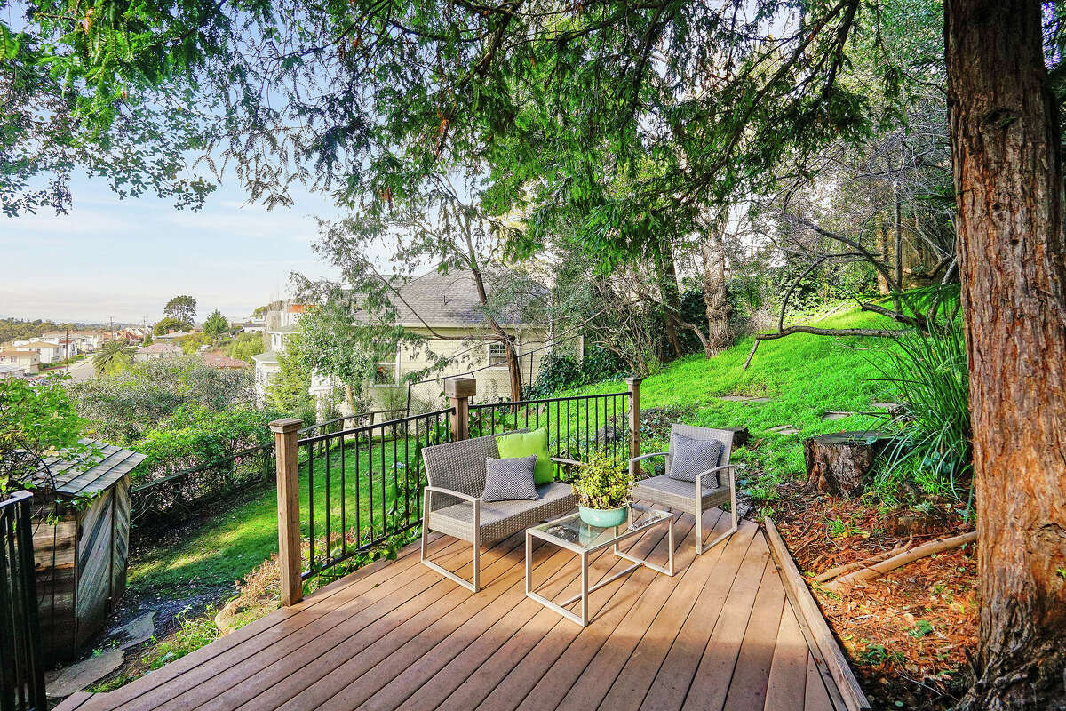 Two vintage Oakland homes under $800K come to market: one untouched ...