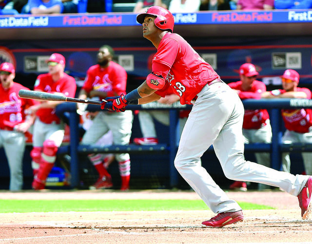 Cardinals sign Jose Martinez to 2-year, $3.25 million contract