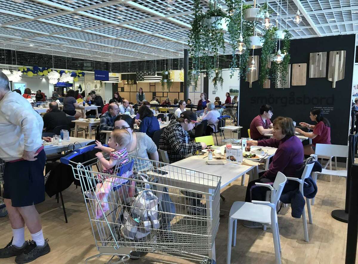 Review Ikea vs. Costco — which serves better food?