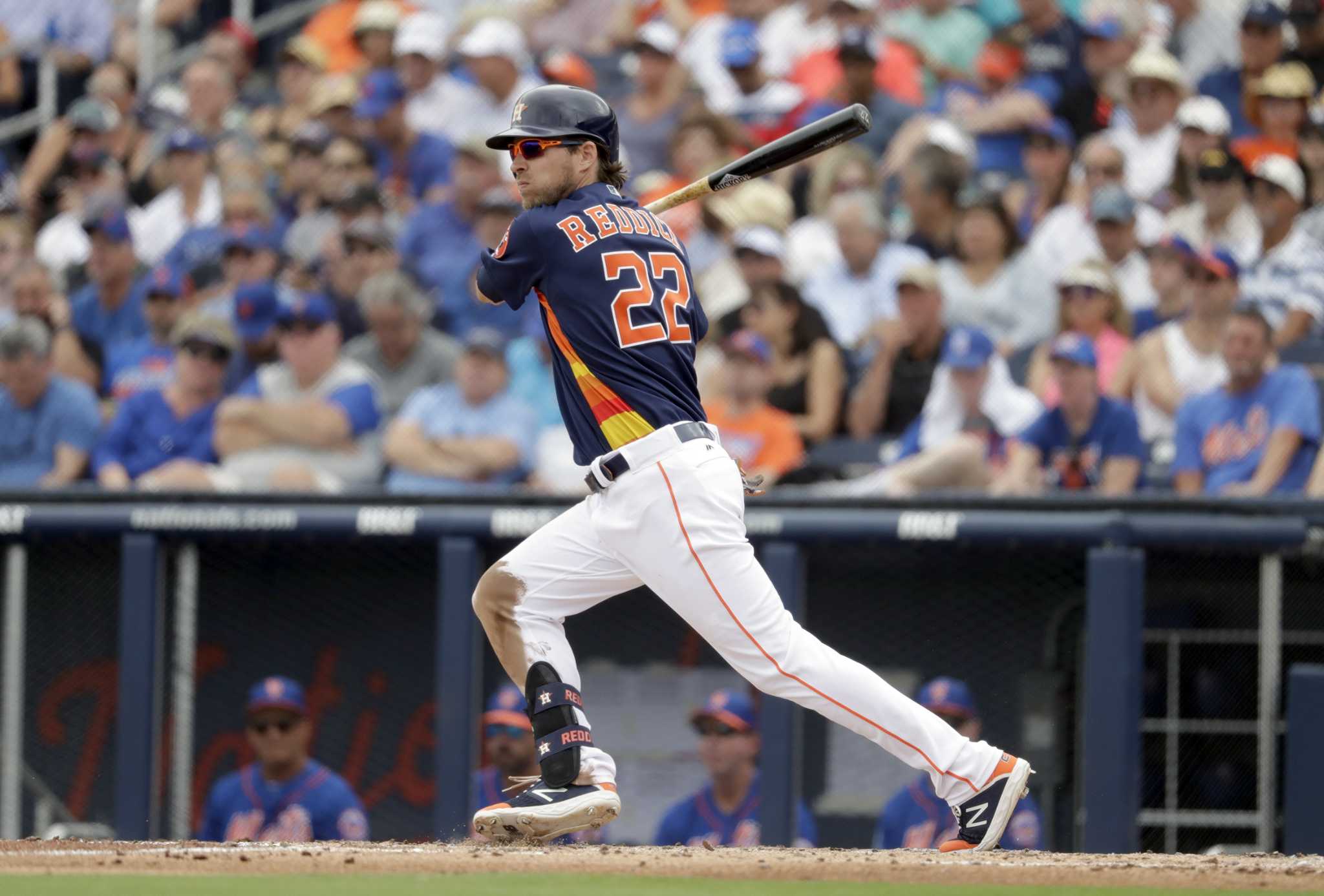 Astros' Josh Reddick exits because of back issue