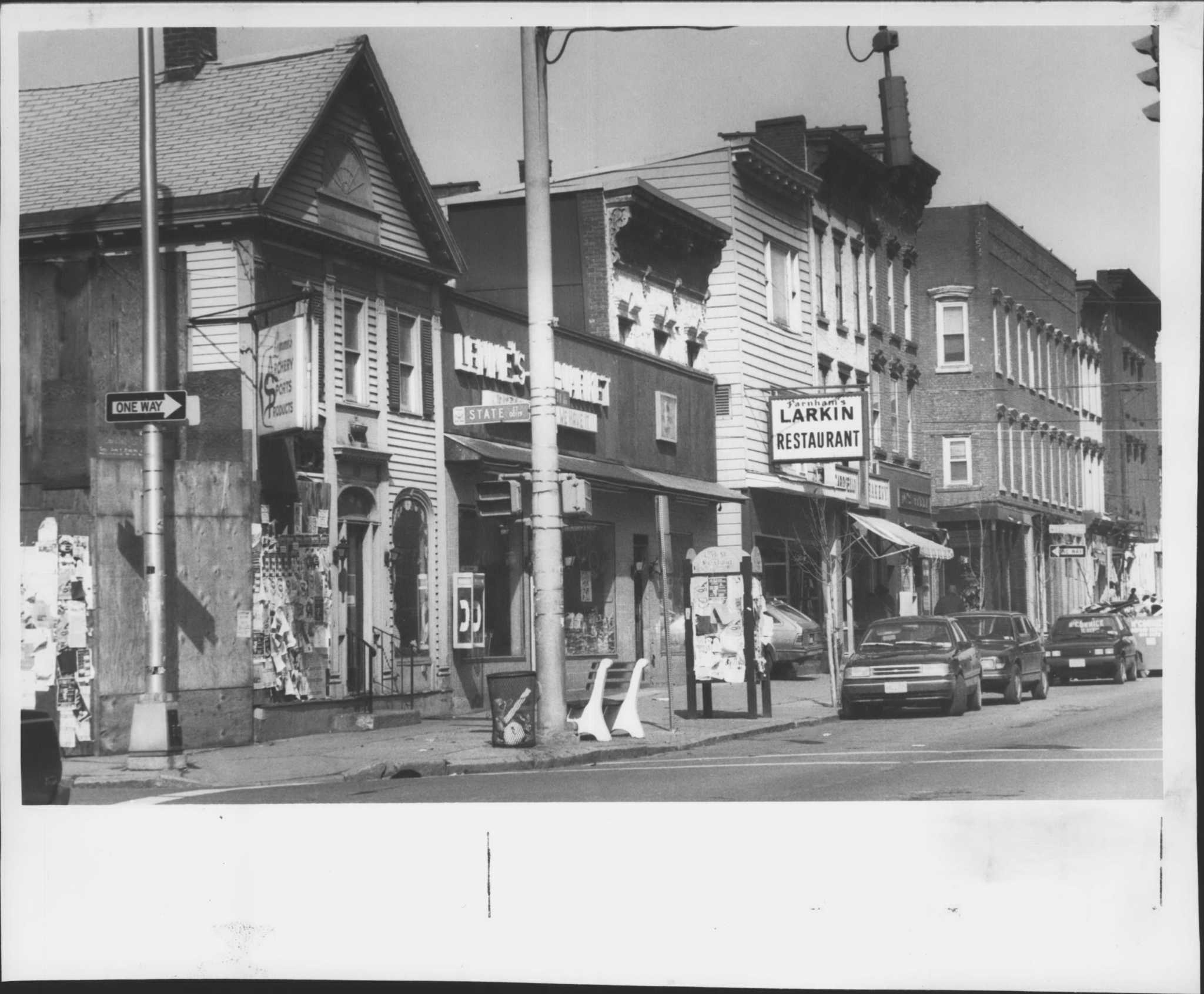 Historical photos Lark Street