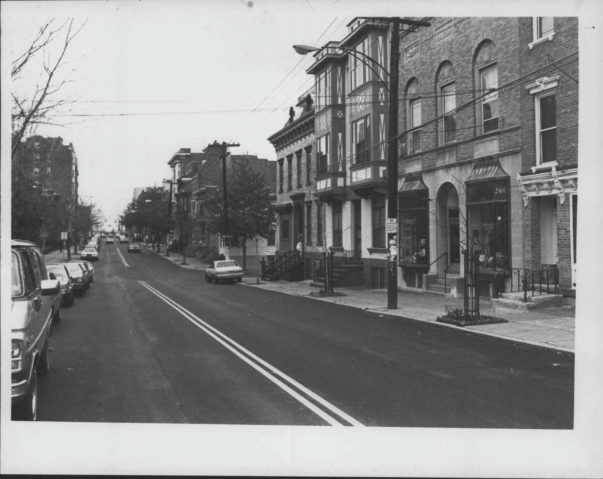 Historical photos Lark Street