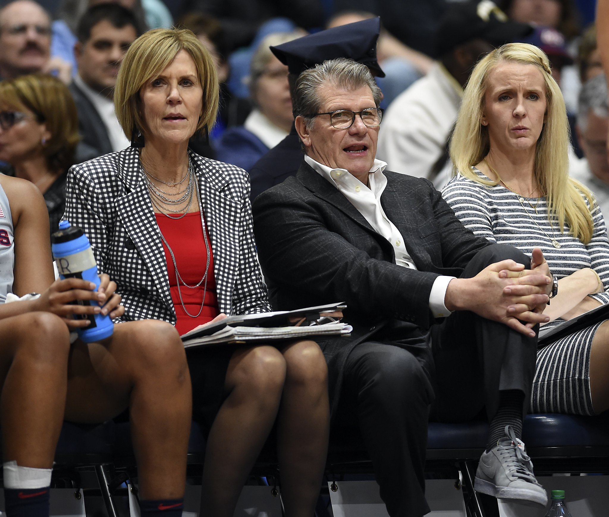 UConn coach Geno Auriemma to miss second straight game with stomach virus