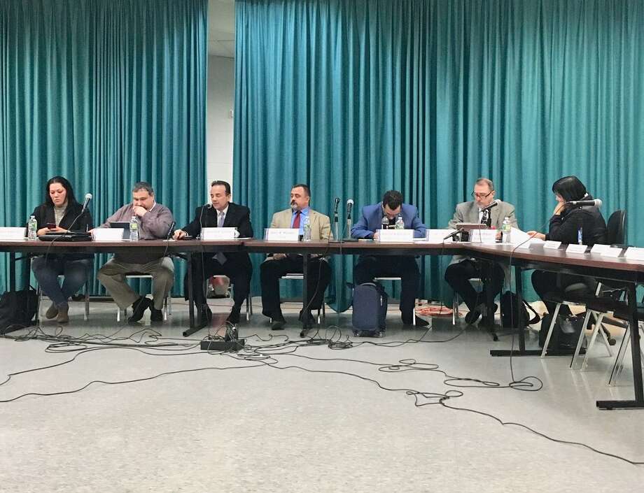 Call Goes Out For A New City School Board Member Connecticut Post Bridgeport Board Of Education Holds Its Organizational Meeting Dec 10 2018