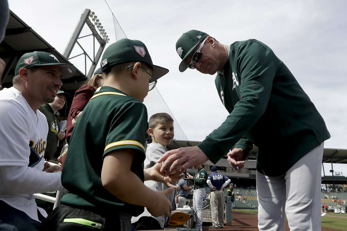 A's Bob Melvin showing how to be old-school in new age of baseball