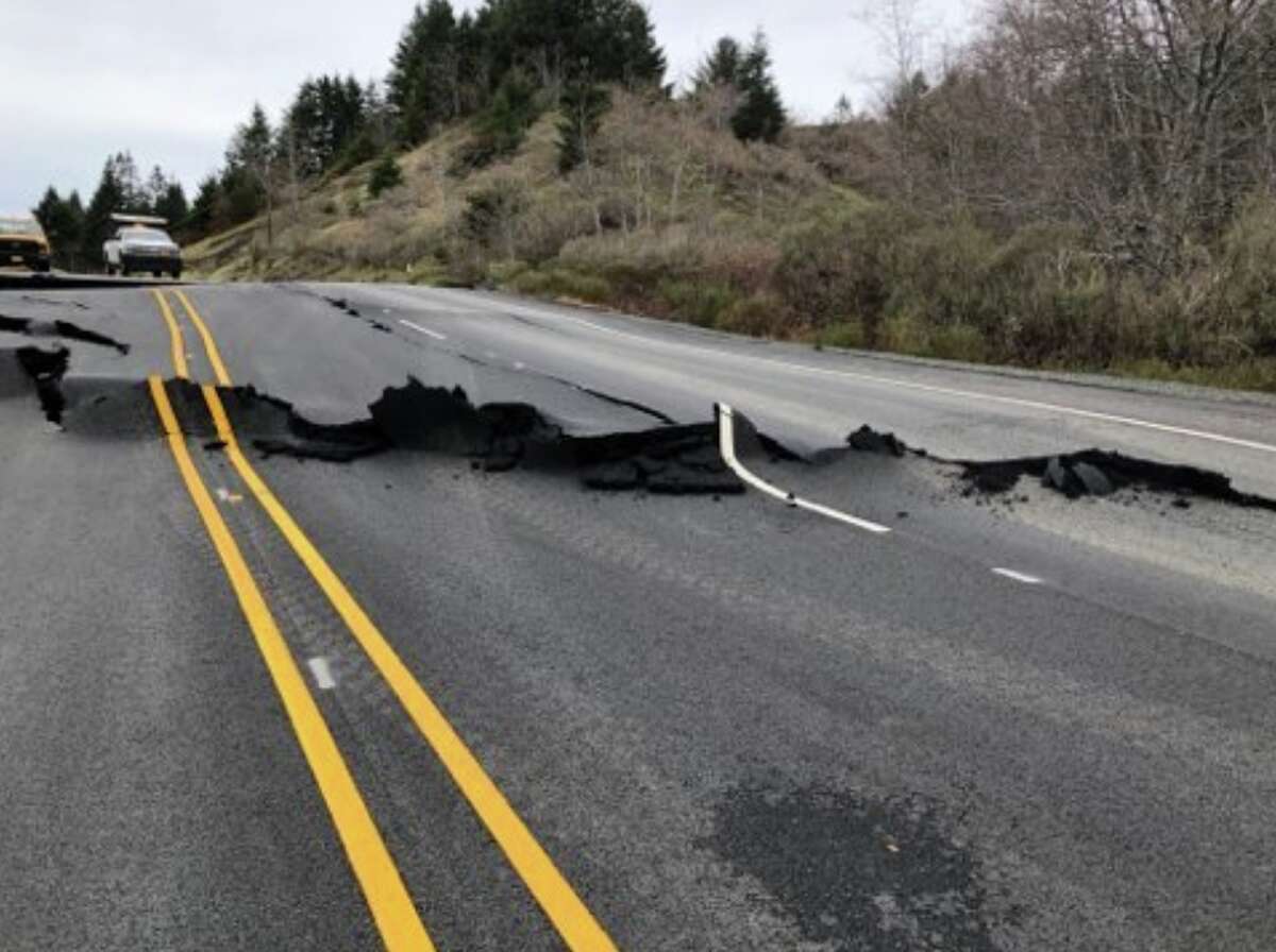 Slide creates massive cracks in Highway 101 north of California Oregon