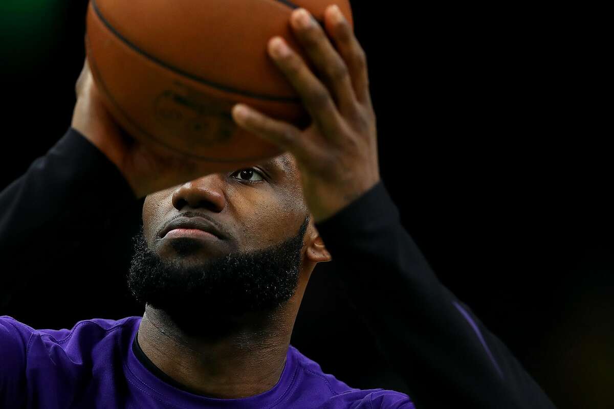 *** BESTPIX *** BOSTON, MASSACHUSETTS - FEBRUARY 07: LeBron James #23 of the Los Angeles Lakers warms up before the game against the Boston Celtics at TD Garden on February 07, 2019 in Boston, Massachusetts. NOTE TO USER: User expressly acknowledges and agrees that, by downloading and or using this photograph, User is consenting to the terms and conditions of the Getty Images License Agreement. (Photo by Maddie Meyer/Getty Images)