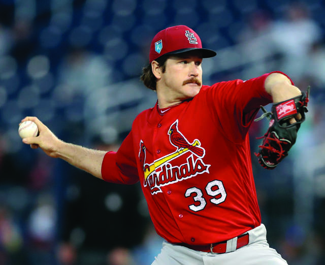 Cardinals sign Miles Mikolas to 2-year deal