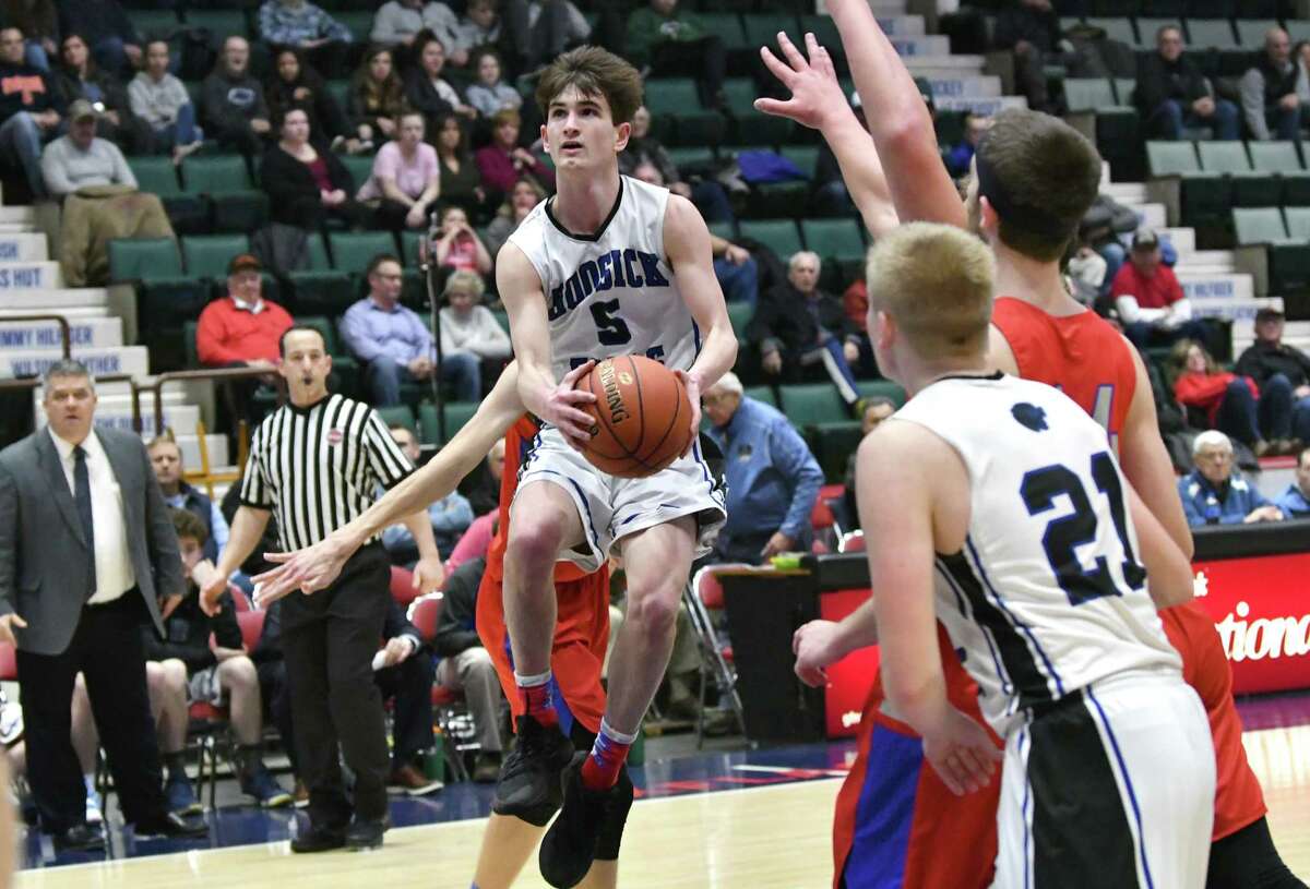 Defense carries Panthers