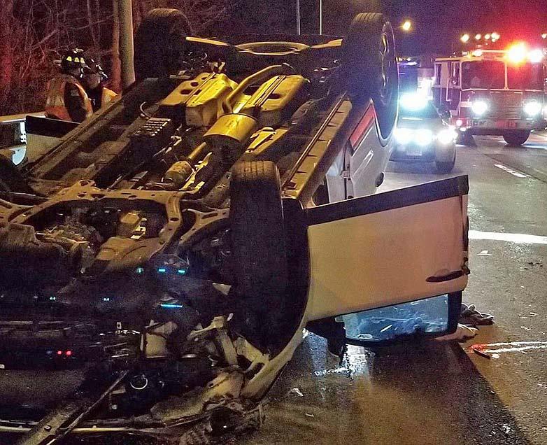 2 hurt in rollover crash on I-95