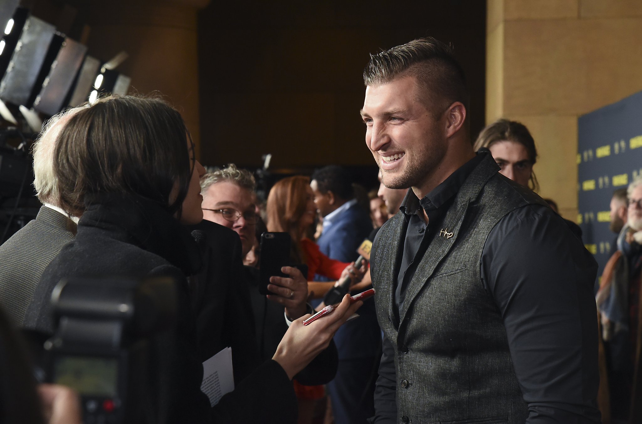 Tim Tebow Returns To Permian Basin To Speak In Andrews, Texas!