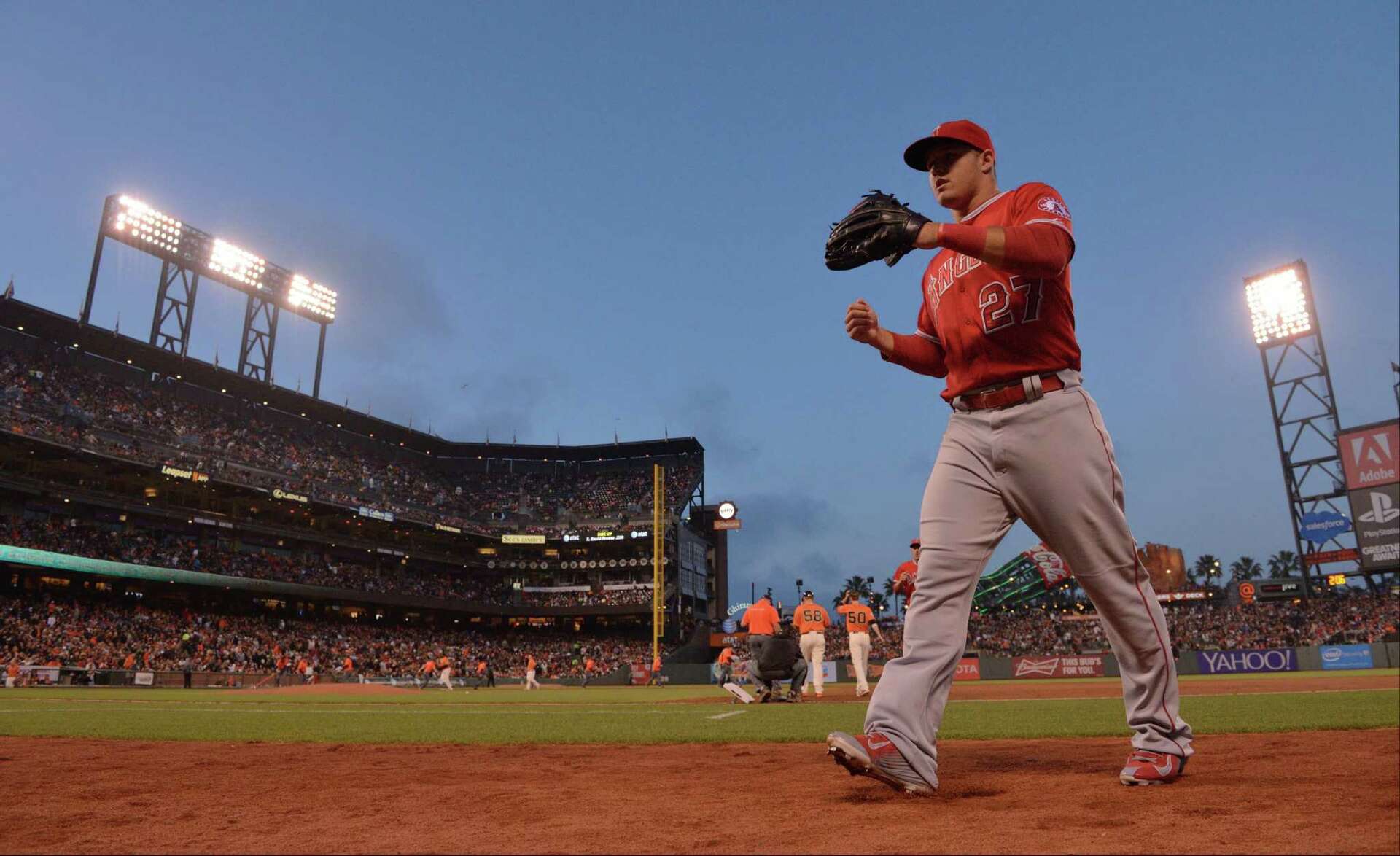 Mike Trout, Bryce Harper waiting for MLB playoffs win - Sports Illustrated, image size:1920x1174