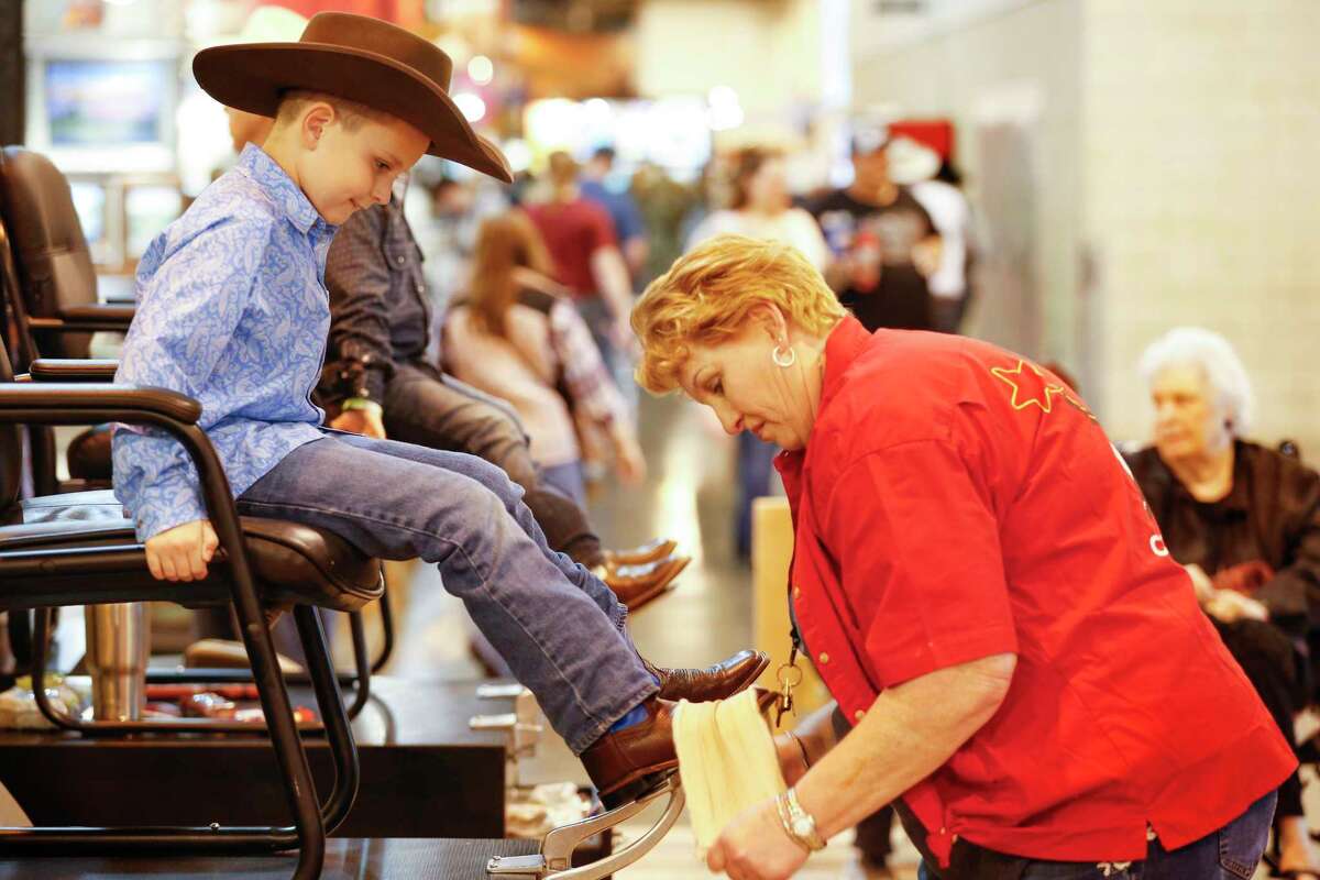 Houston Rodeo fans back reunited Brooks & Dunn