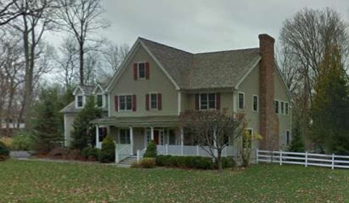 2 New Canaan homes sell for 1.3M