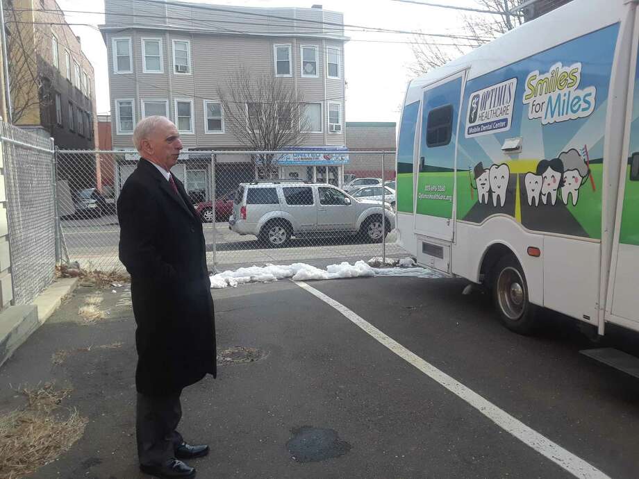 Dental clinic hits the road in Bridgeport Connecticut Post