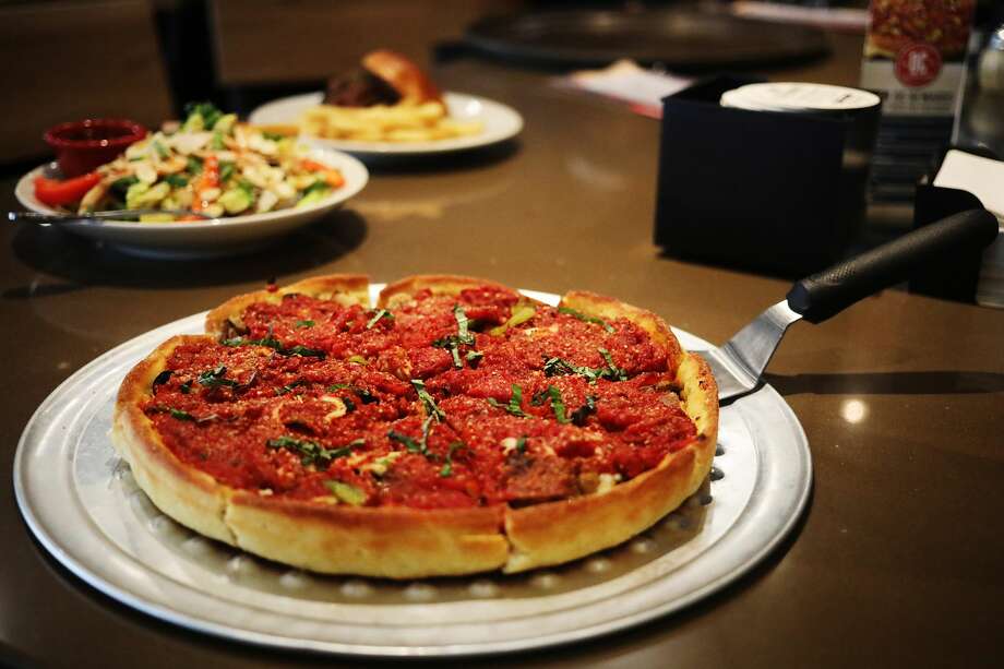 Old Chicago Pizza & Taproom open at 6603 Eastman Ave. in Midland Feb
