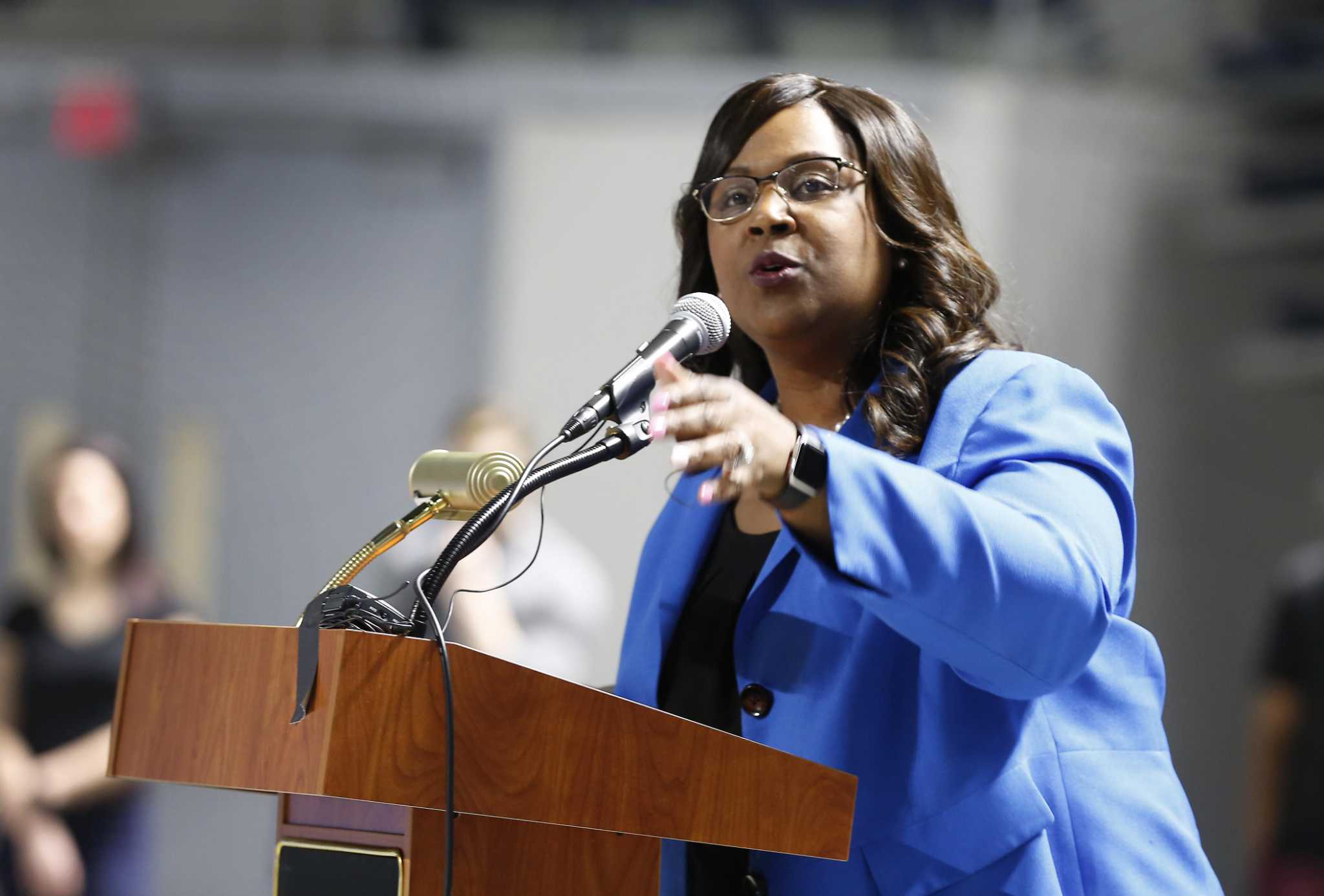 HISD To Unveil Salary Increase Plan After Union Criticism