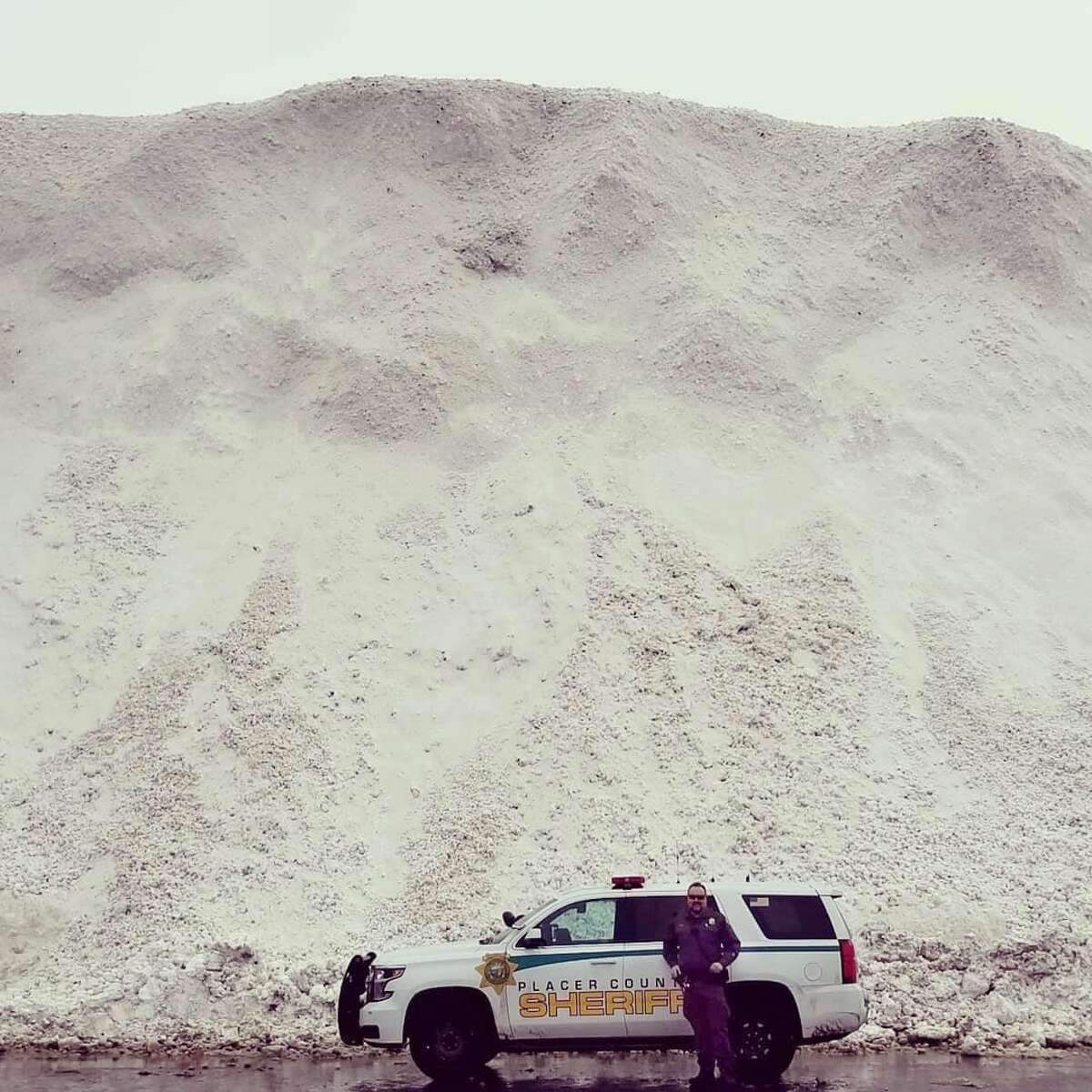 Before And After Photos Show The Insane Snow Dump In Californias