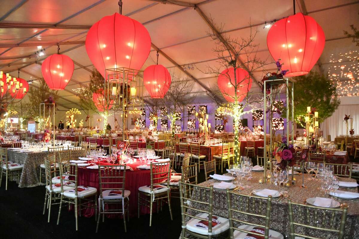 Dinner was held in the Chevron Gala Pavilion covering 1700 square feet of the Asia Society parking lot.