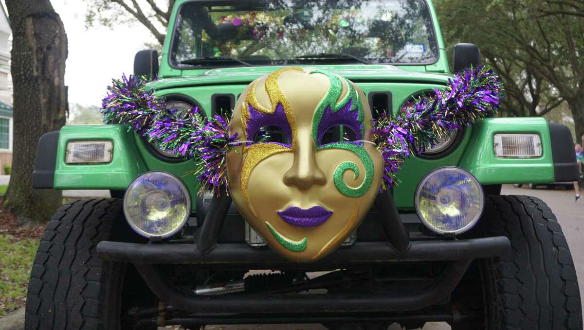 jeep mardi gras beads