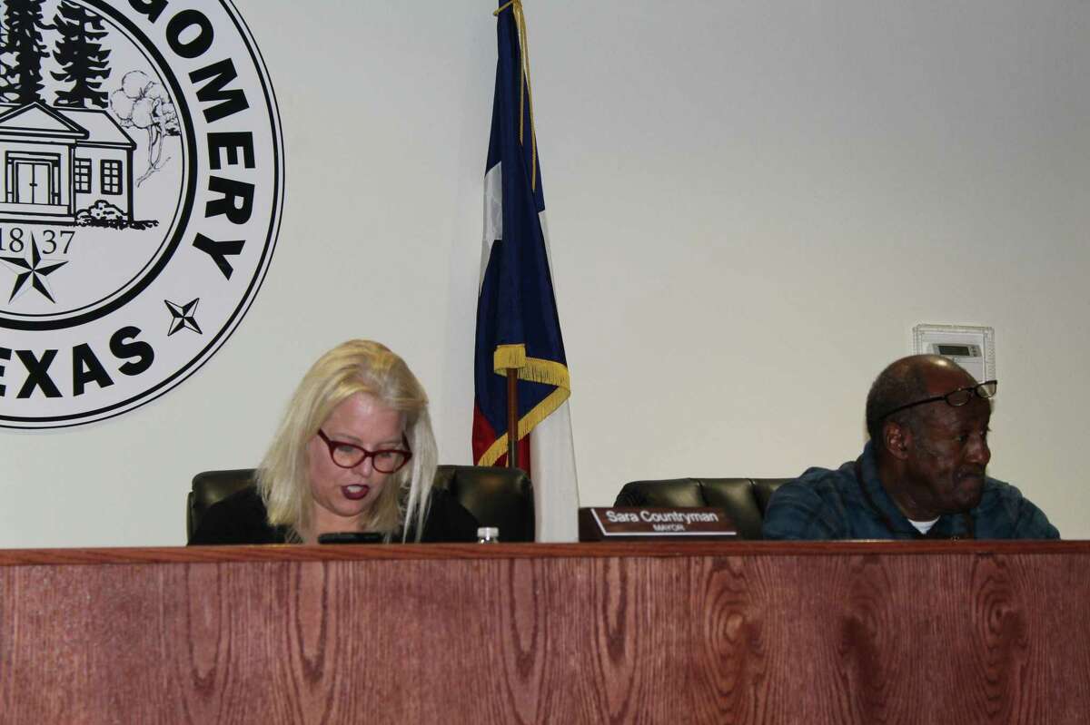 Montgomery City Officials narrowed down the search for a new police chief to two finalists on Saturday during a special meeting.