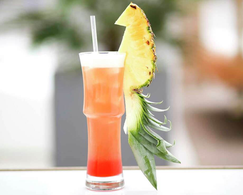 New Multi Level Patio Bar 77 Degrees Set To Heat Up Houston S