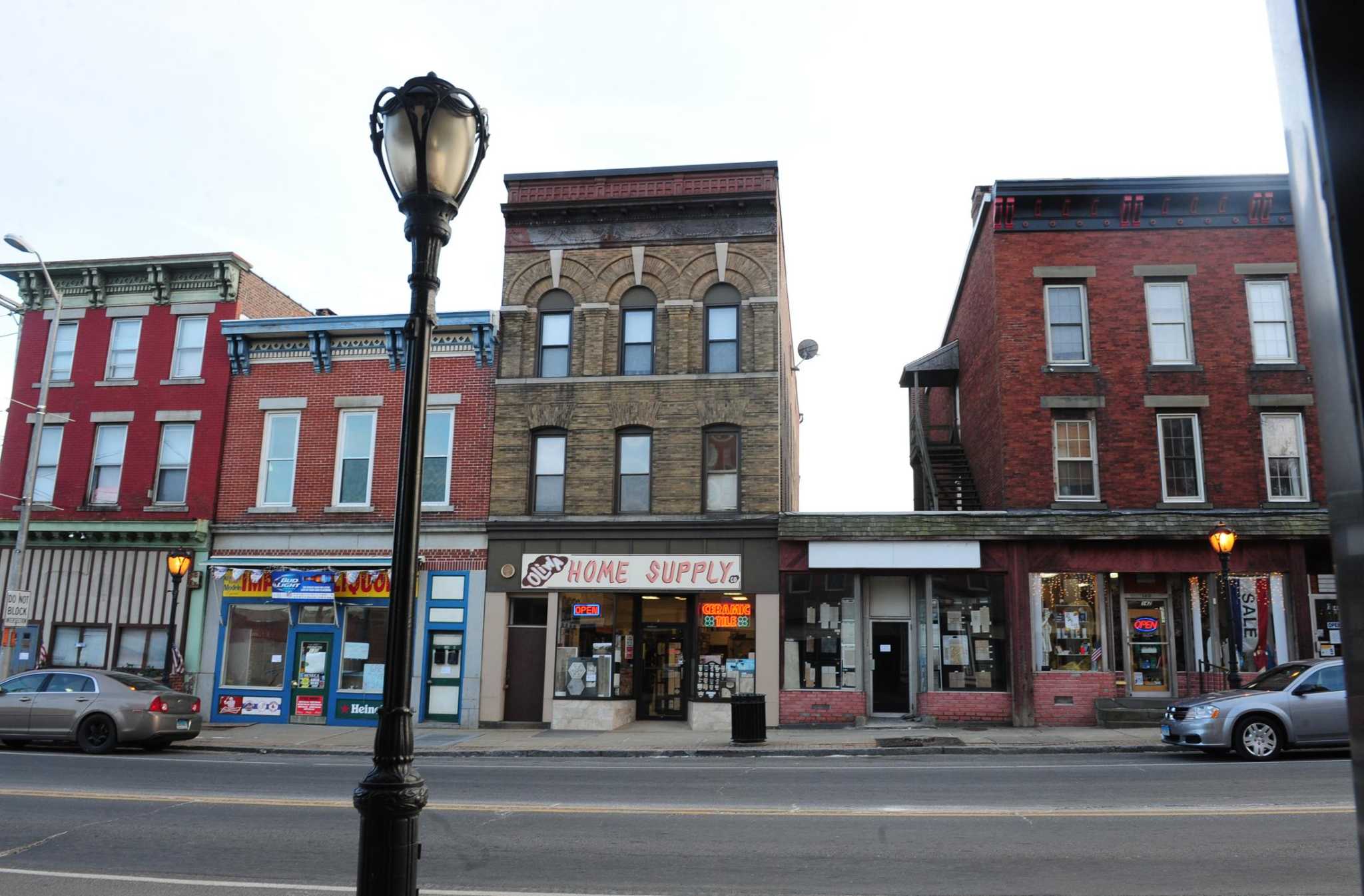 Four vacant Main Street buildings coming down in Derby - CTInsider.com