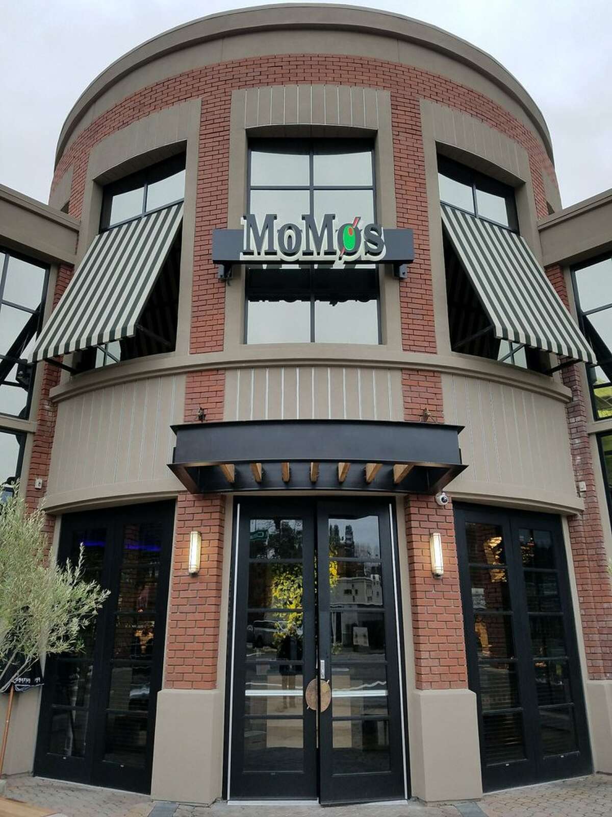 MoMo's   After two years serving the Walnut Creek area, Momo's closed its doors on March 2. The restaurant was known for its Giant's themed decor.  