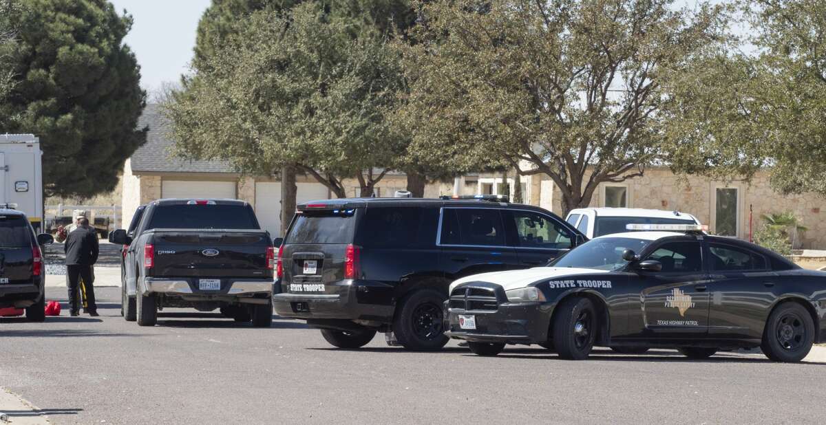 Texas State Troopers, DPS, investigate a Midland officer shot and killed 03/05/2019 at a home on Eagle Cove, off N. Midkiff Road. Tim Fischer/Reporter-Telegram