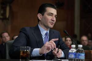 Westporter Scott Gottlieb steps down as FDA chief - Photo