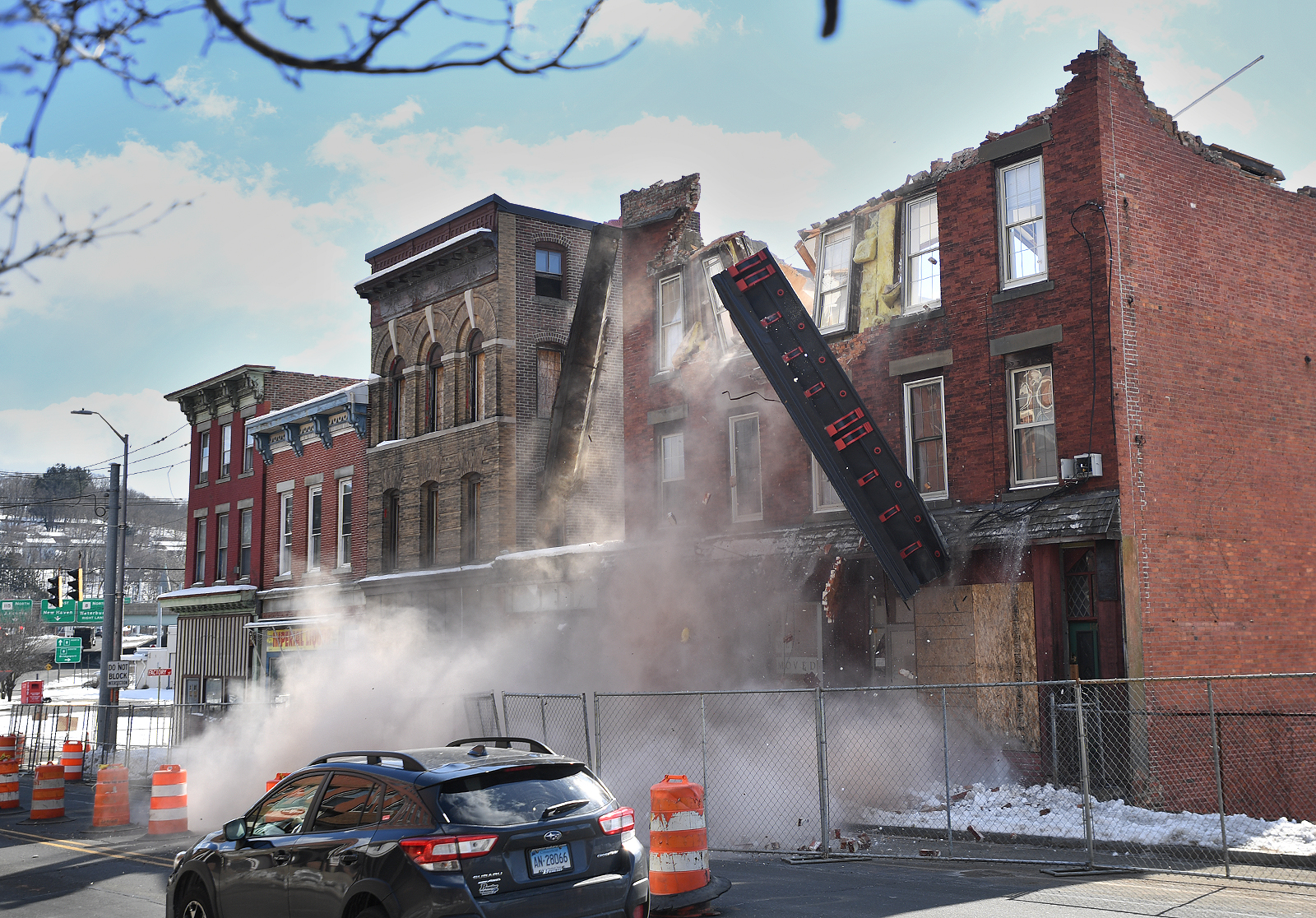 Demolition begins in Derby’s downtown - Connecticut Post