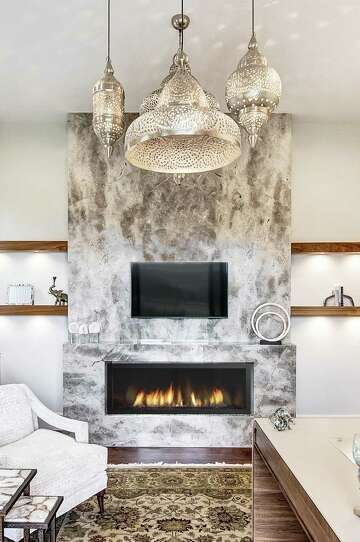 A Hot New Part Of Room Makeovers Fireplaces Houstonchronicle Com