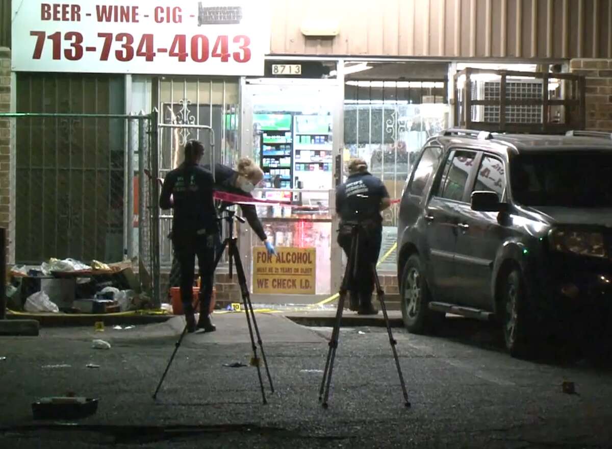 Liquor Store Clerk Fatally Shoots Armed Robber In Southeast Houston