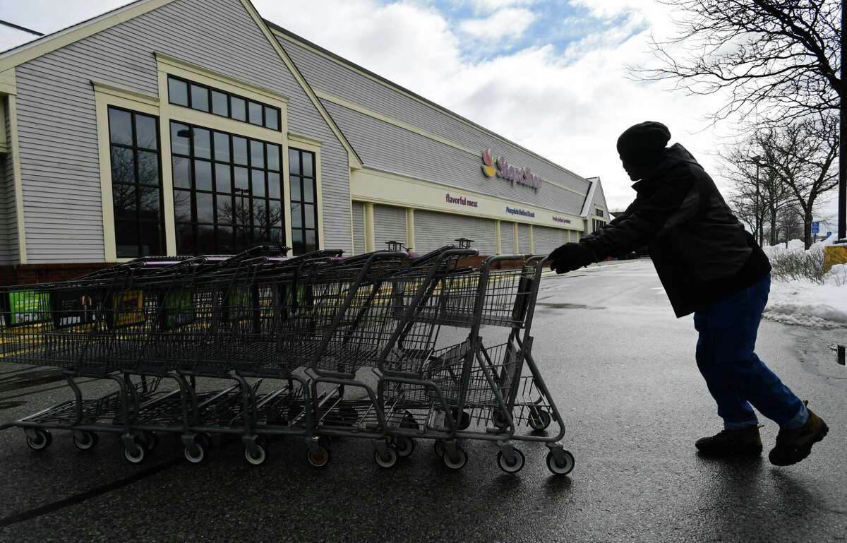Stop & Shop employees vote to strike in CT