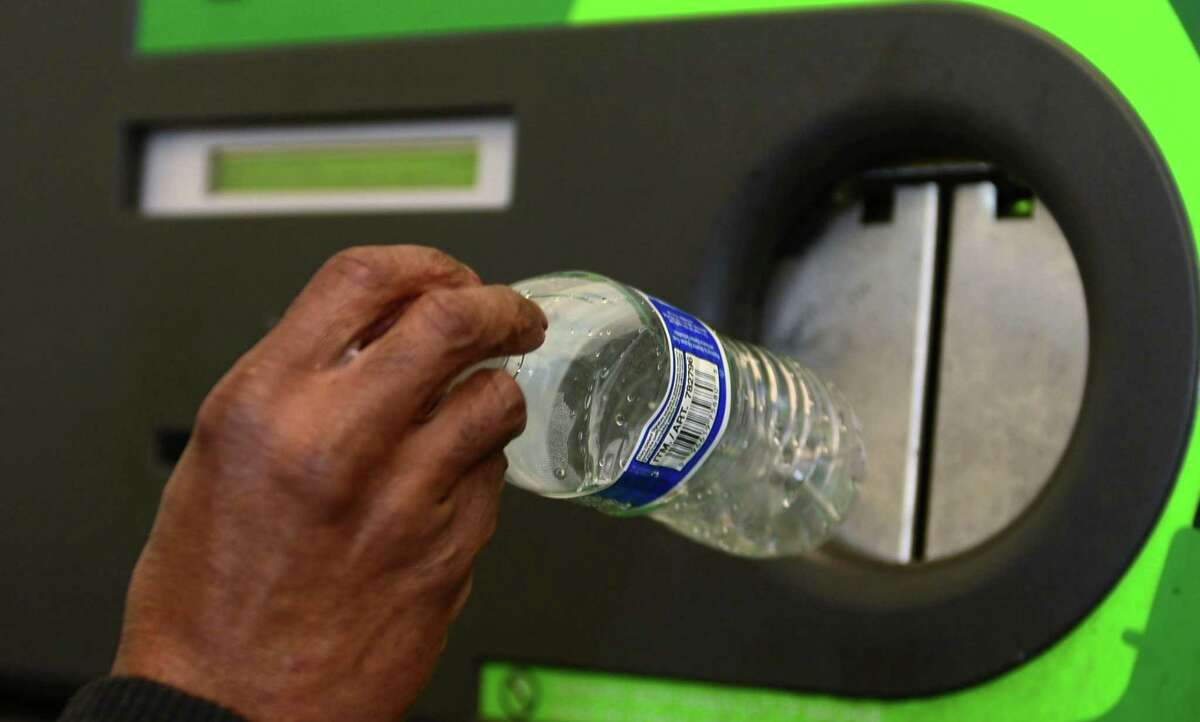 Committee Double, expand nickeldeposit law