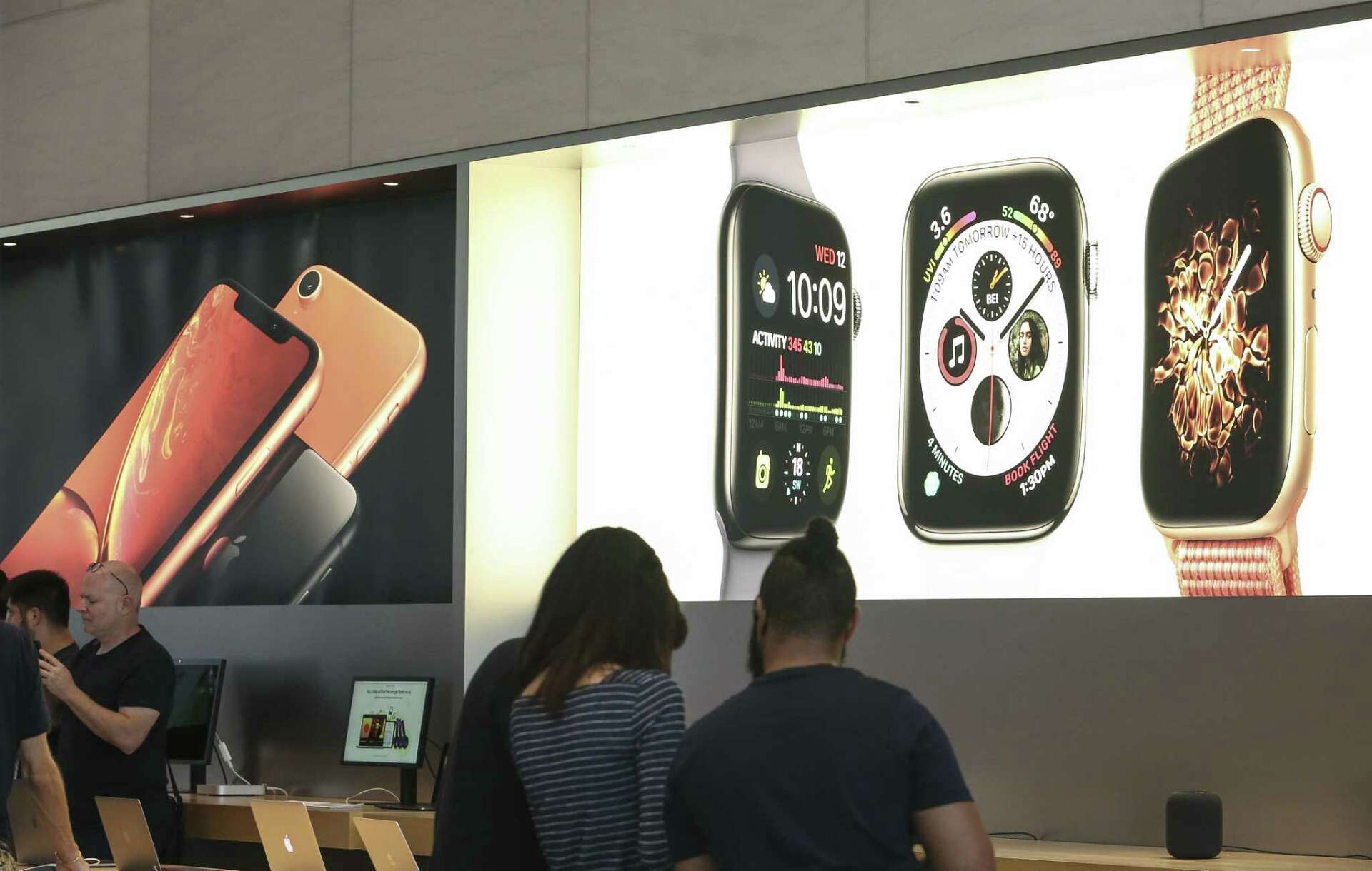 Apple store series 4 hotsell