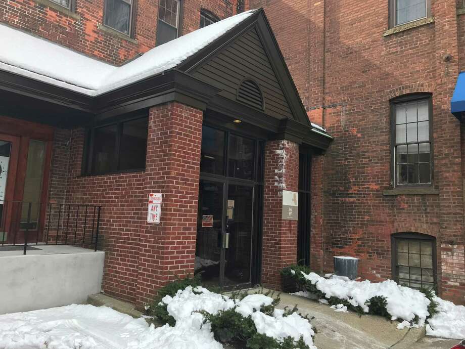50CAN and Northeast Charter School Network's headquarters on Willow Street in New Haven. Photo: Brian Zahn /Hearst Connecticut Media /