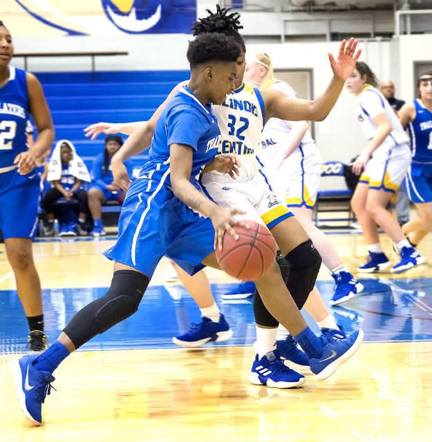 WOMEN S JUCO BASKETBALL Trailblazers Face No 1 ICC In District 