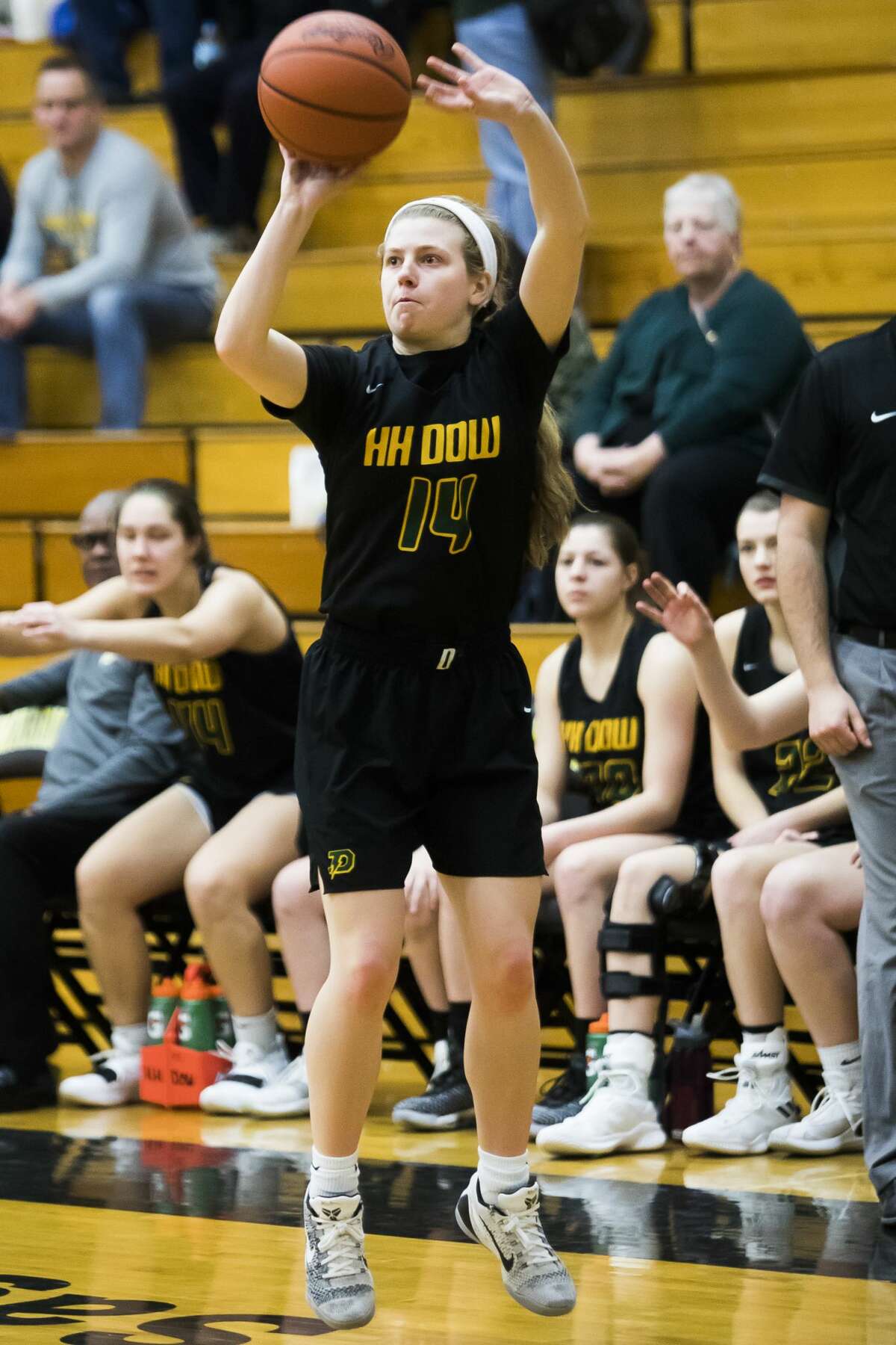 Dow's Molly Davis takes a shot during the Chargers' Division 1 district finals victory over Bay City Western on Friday, March 8, 2019 at Western High School. (Katy Kildee/kkildee@mdn.net)