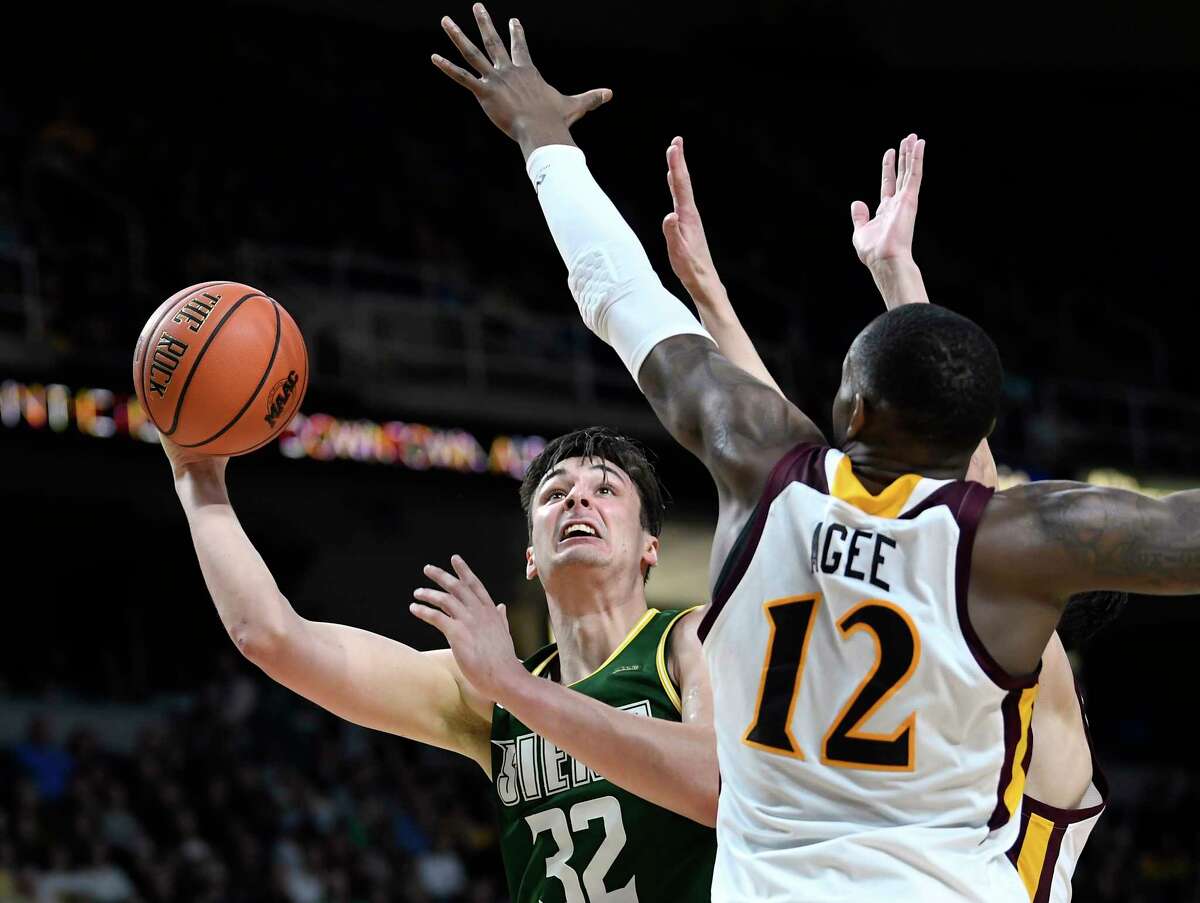 Iona Knocks Siena Basketball Out Of Maac Tournament Again