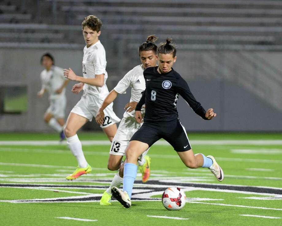 Paetow Boys Soccer Thriving In First Varsity Season Houston