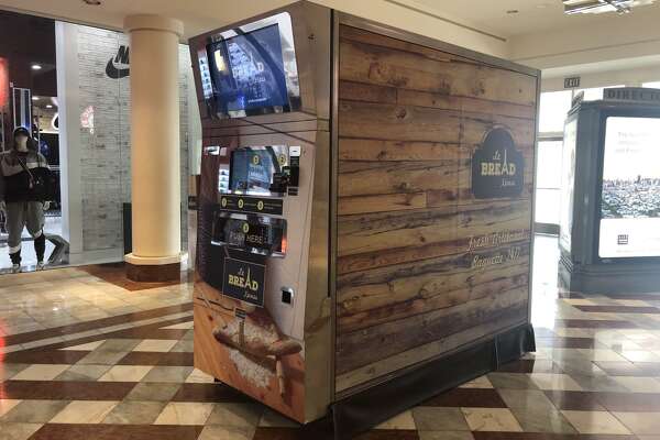 There S A Vending Machine For Baguettes In San Francisco It Beat