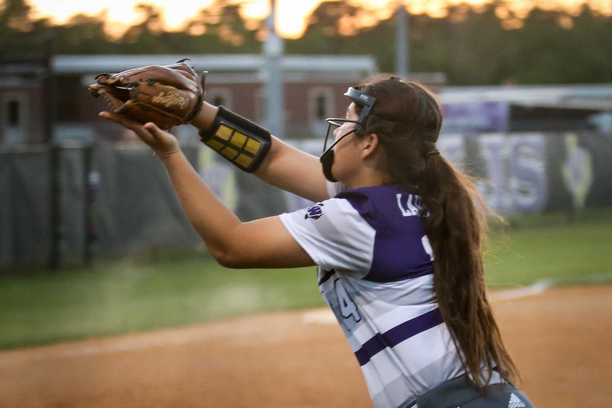 SOFTBALL ROUNDUP: Fletcher, Vallejo combine on no-hitter ...