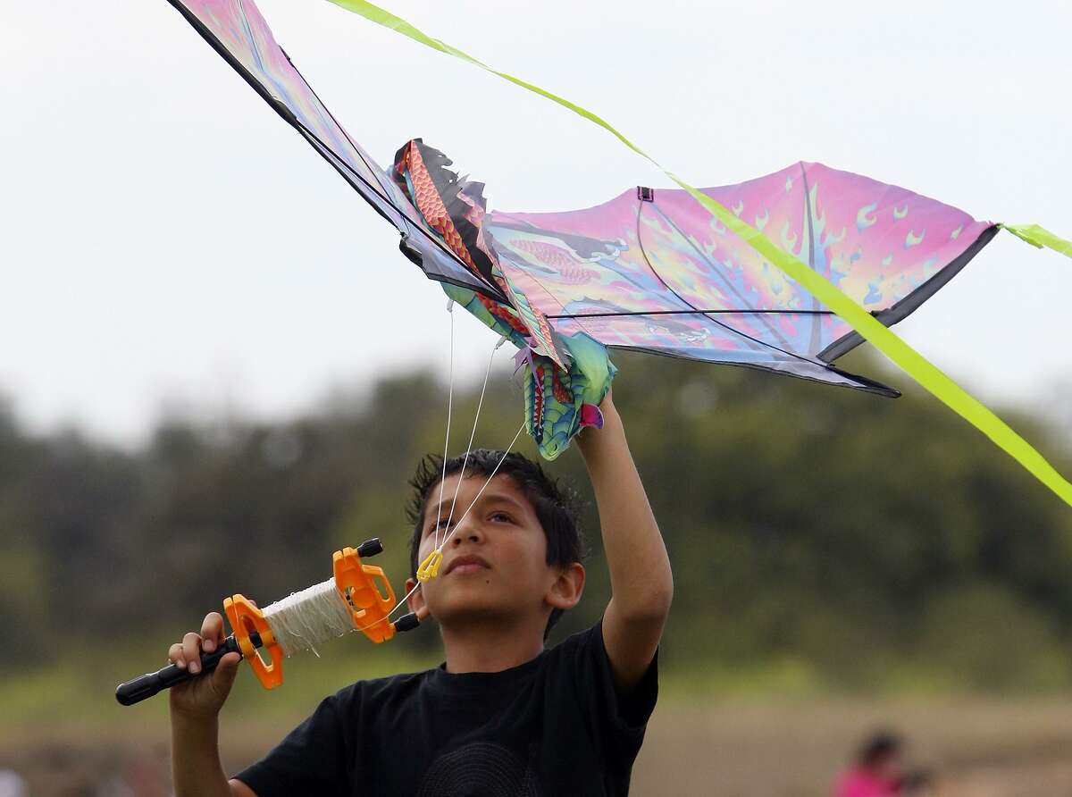 Kiteflying tips for San Antonio’s Fest of Tails