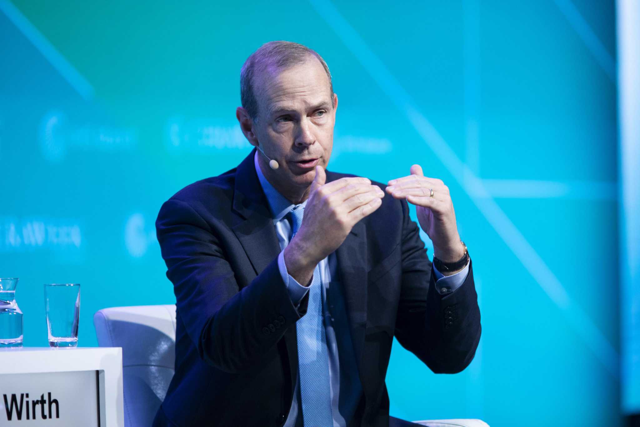 Is shale in late innings as Big Oil comes to bat?